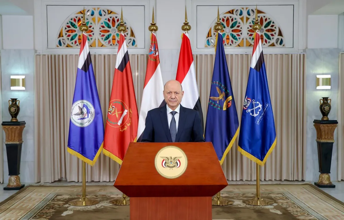 المكتب السياسي يعلن تأييده لمضامين خطاب الرئيس ويدعو للالتفاف حول مجلس القيادة والقوات المسلحة