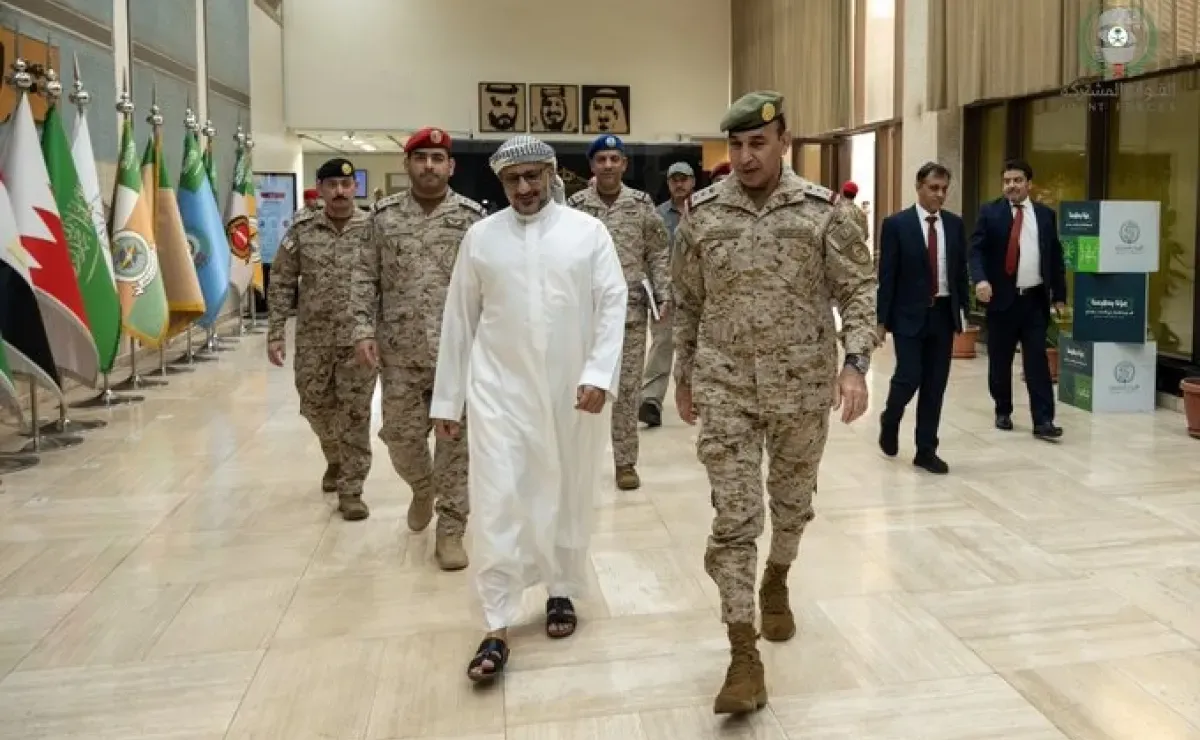 «الشرق الأوسط»: تعز ساحة لـ«المعركة الأشد احتداماً».. والرياض تجمع السلمان وطارق صالح لترتيب الجبهات اليمنية