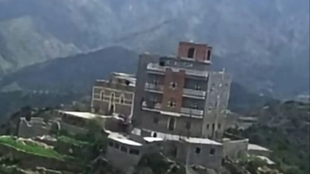 تعز.. الحوثيون يفجرون منزل مواطن في شرعب السلام