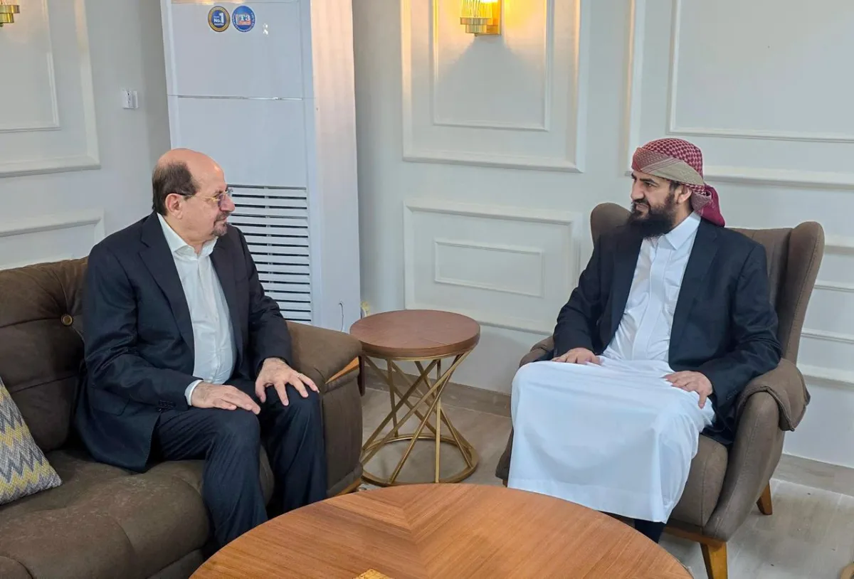 المحرمي والزنداني وقفا على مستجدات جبهات المواجهة العسكرية