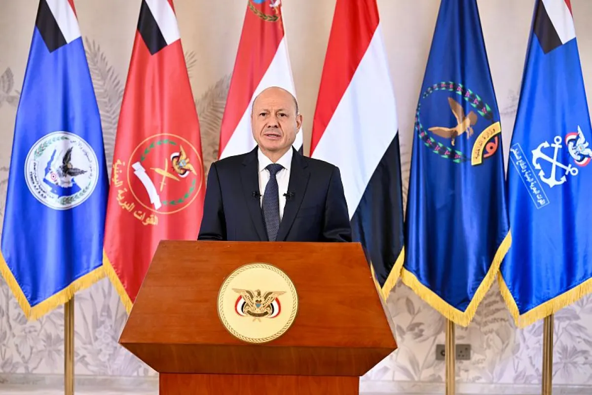 رئيس مجلس القيادة يعلن بدء العمليات العسكرية لاستعادة مؤسسات الدولة وبسط سلطتها على كامل التراب الوطني
