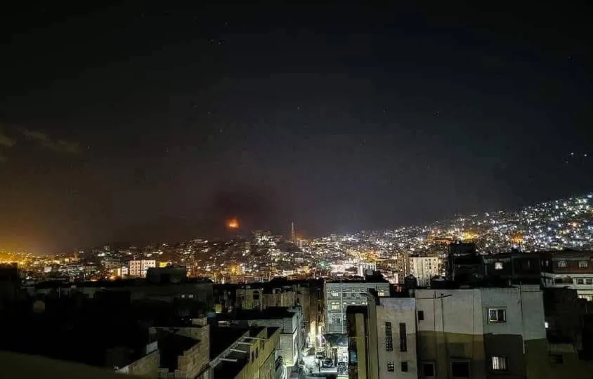 الحوثي يحترق في 