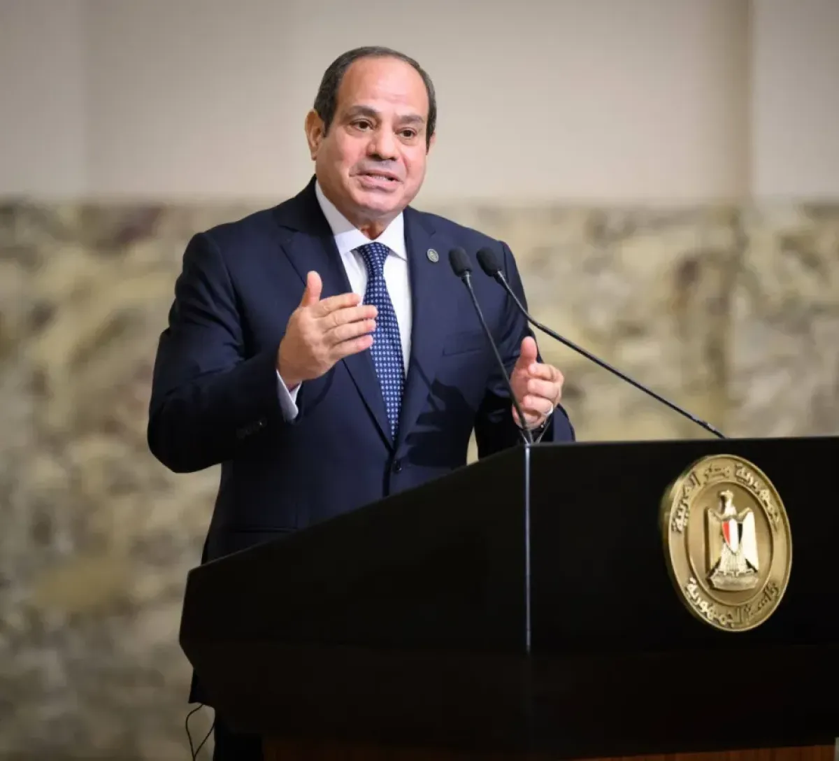 السيسي دعا البرلمان إلى عقد جلسة طارئة لتفويضه في أي تدخل تطلبه السعودية