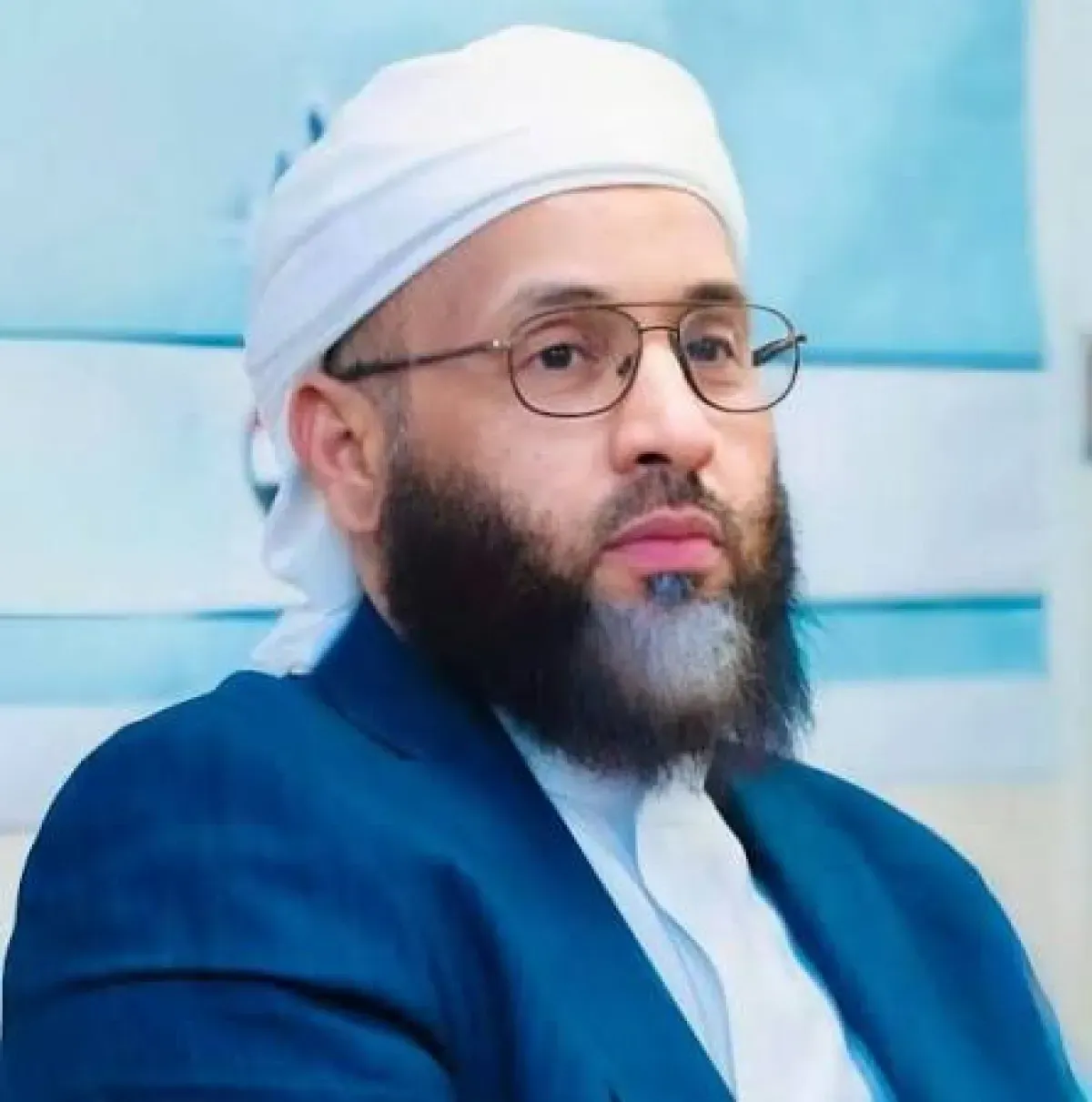 لسنا بحاجة إلى تأييدكم بقدر حاجتكم إلى مراجعة مواقفكم!