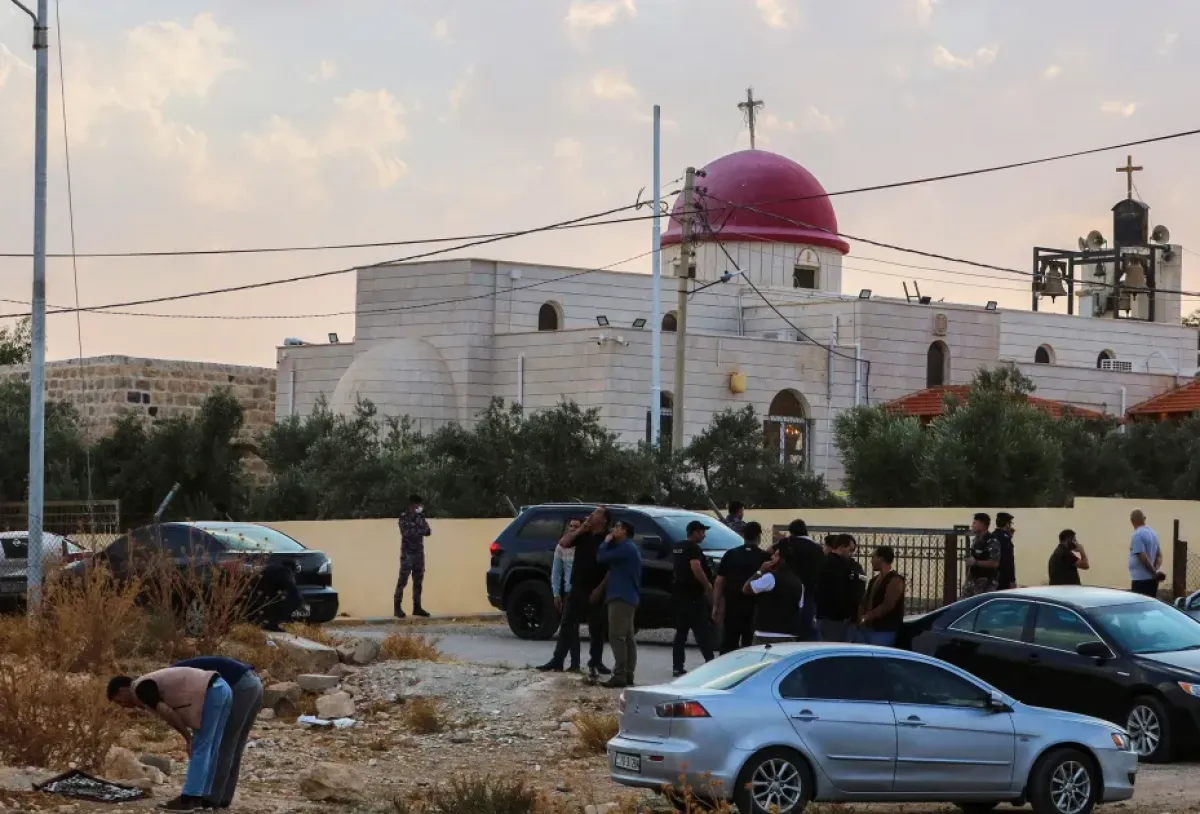 طارق صالح عزى عبدالله الثاني وأكد تضامن اليمن مع الأردن