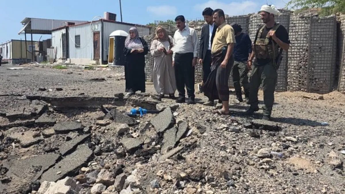 لجنة التحقيق توثق 5 شهداء و16 جريحا في قصف حوثي استهدف مجمع معاشيق الرئاسي