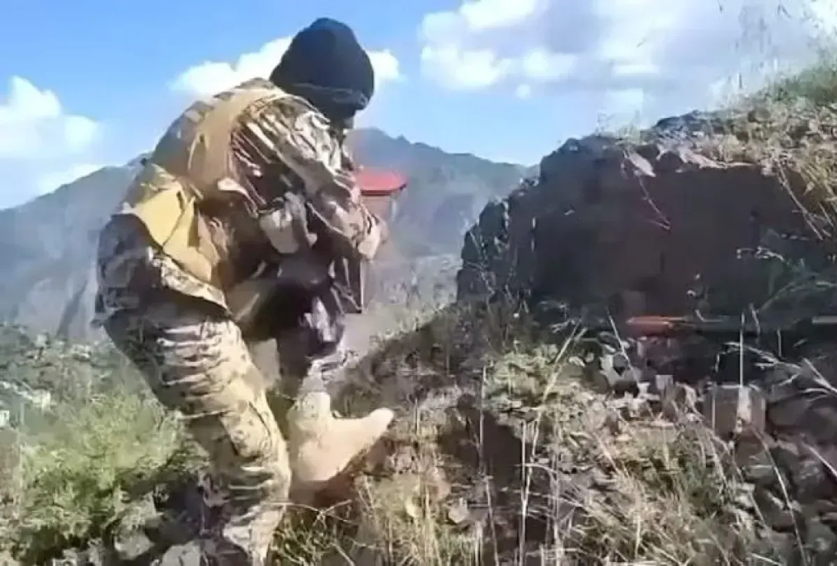 الأقروض.. الجيش والمقاومة يكسران هجوماً حوثياً واسعاً بعد 9 ساعات من المواجهات